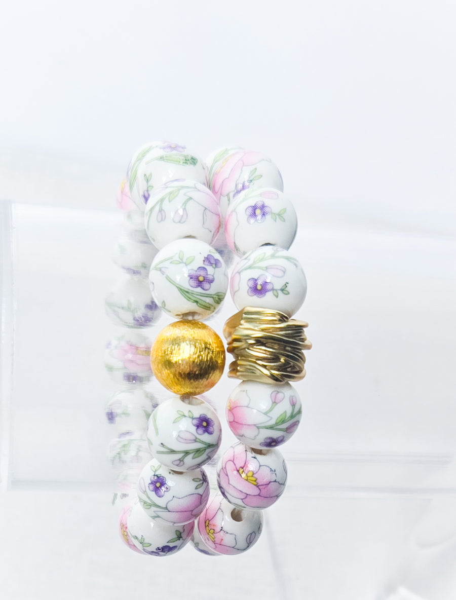 The Camille Chinoiserie Painted Bead Stretchy Bracelet with Brushed Gold Ball - Pink & Lilac Floral