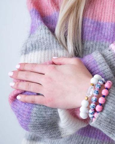Alone in the Garden Plaid Gingham Chinoiserie Stretchy Bracelet Stack in Pink and Gold