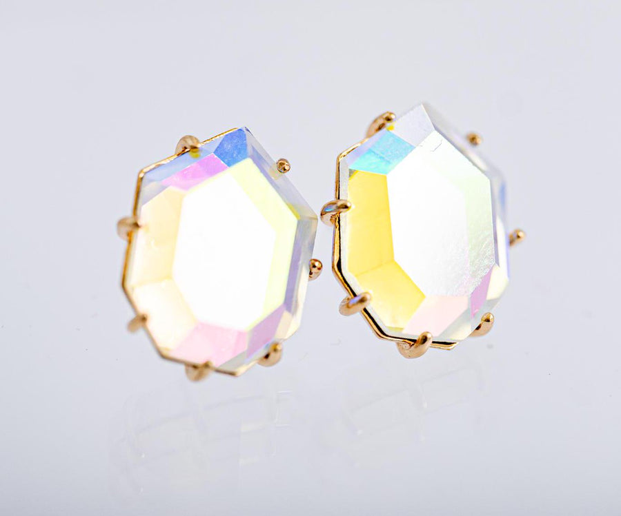 The Isabelle Dichroic Statement Studs