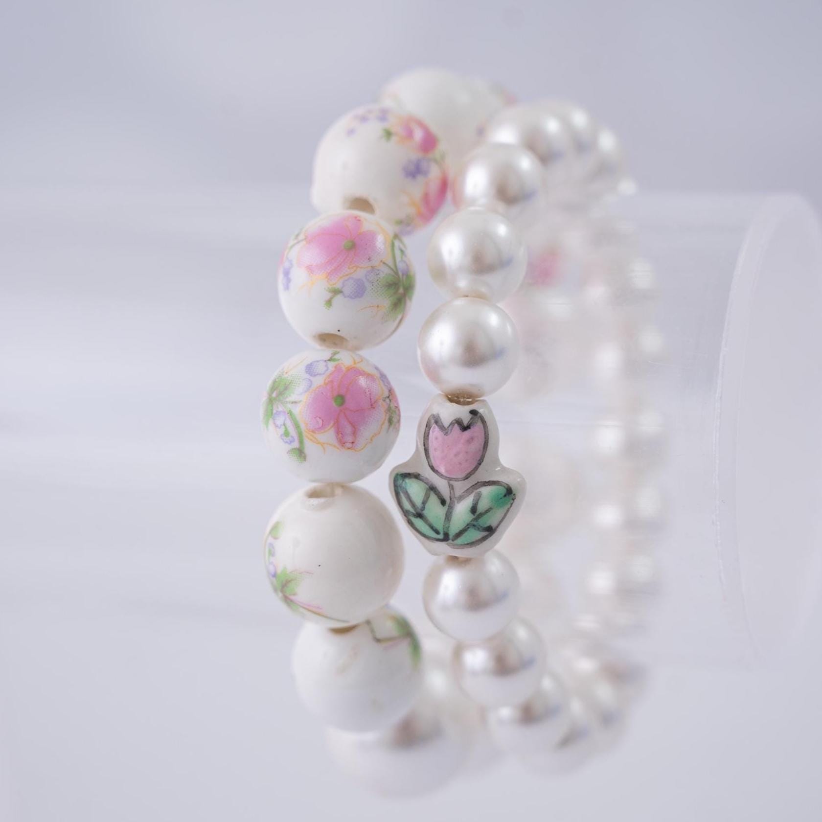 The Tulip Tea Time Stretchy Pearl Bracelet - Pink Flower
