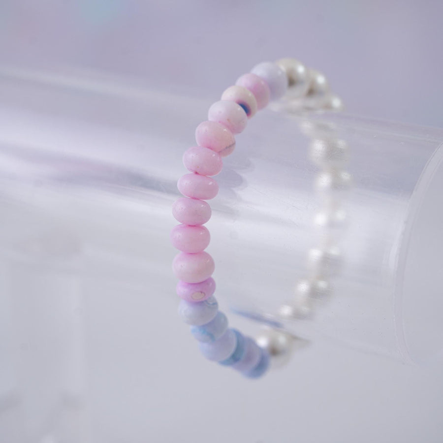 The Polite Society Gradient Lilac Stretchy Shell Pearl Bracelet