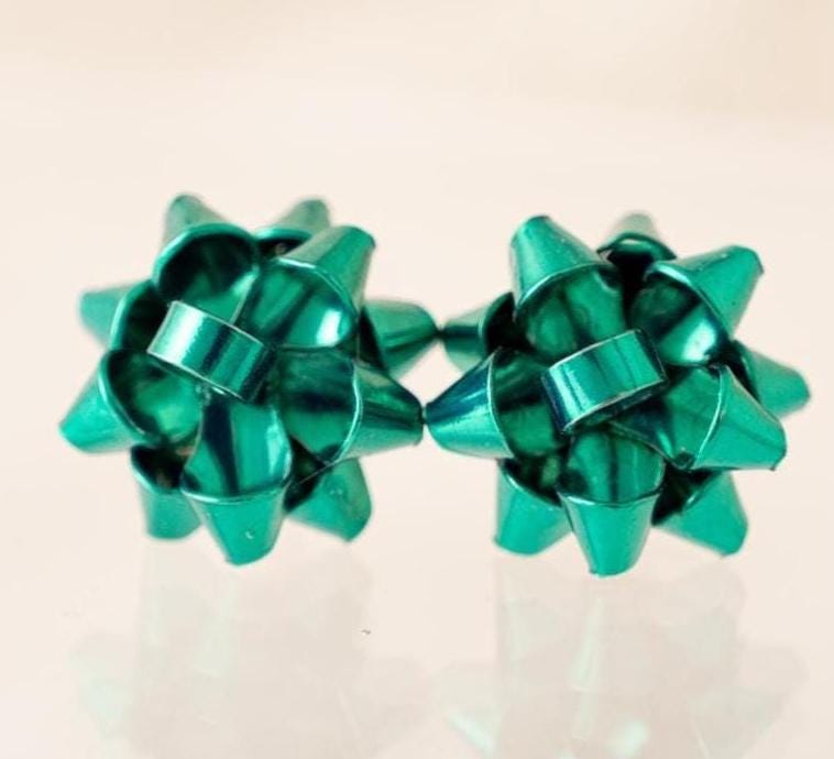 Classic Christmas Bow Stud Earrings - Green