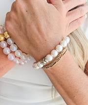 The Delicate Dreams Bow Pearl Bracelet