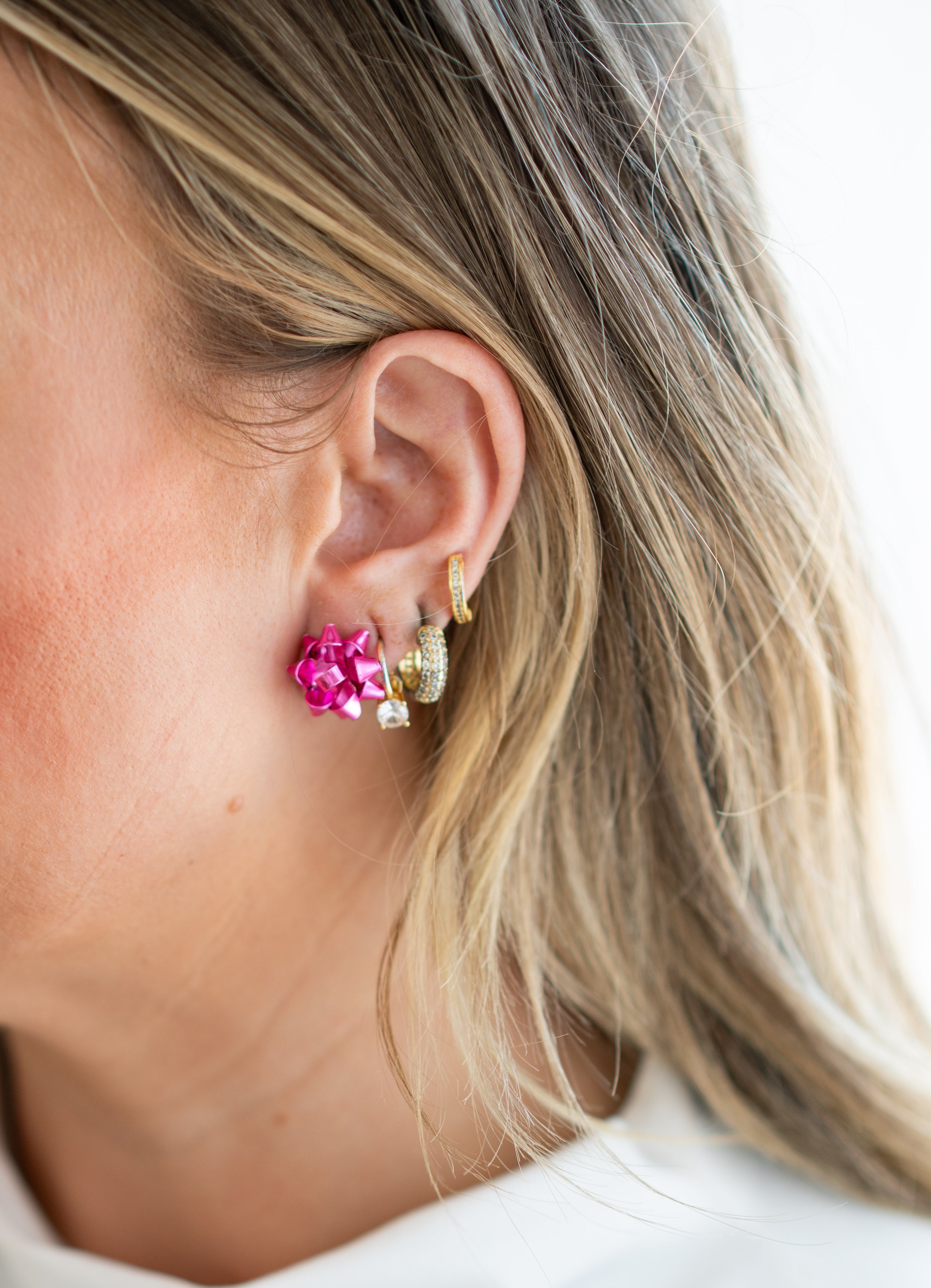 Classic Christmas Bow Stud Earrings - Pink