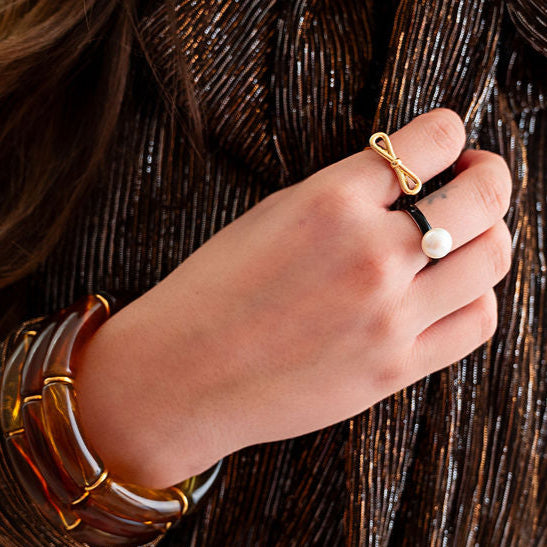 The Maggie Gumball Pearl Ring in Black Enamel