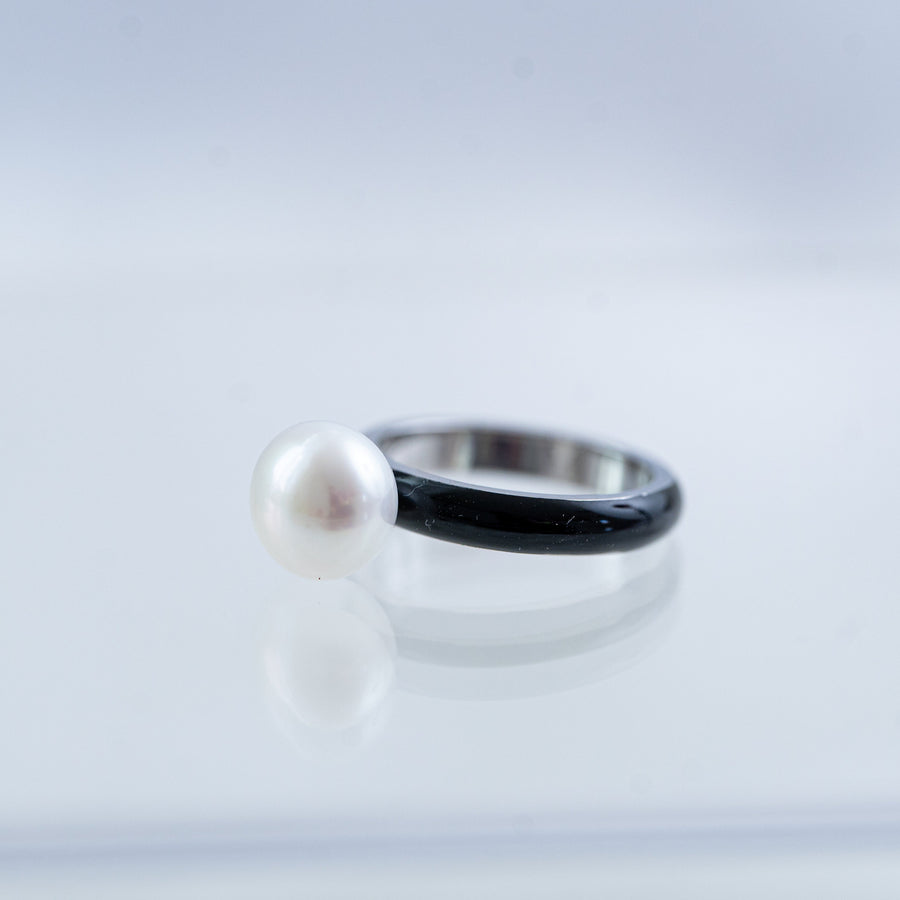 The Maggie Gumball Pearl Ring in Black Enamel