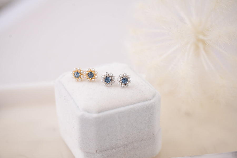 The Camille Pearl Stud Cluster Earring in Gold & Blue Jewel